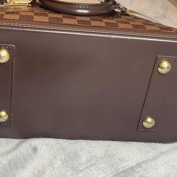 Louis Vuitton Alma PM - Picture 9 of 11